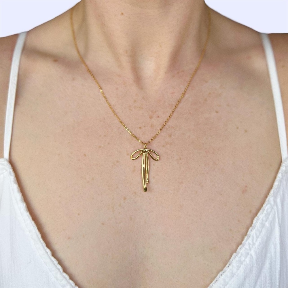 Gold Plated Large Bow Pendant Necklace 🎀